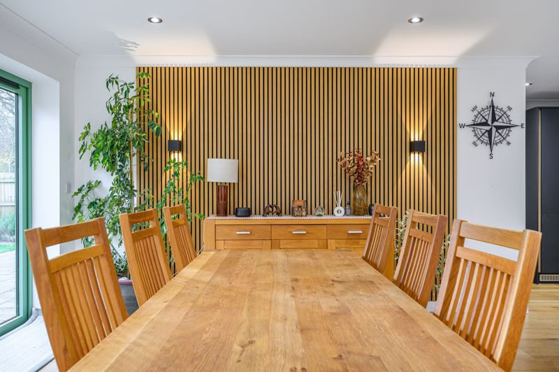 Dining Room- click for photo gallery